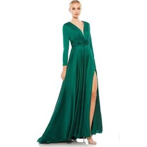 Mac Duggal NEW Size 14 Emerald Green Long Sleeve Ruched Waist A Line Gown 55245